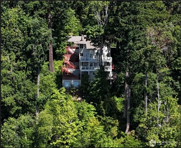 17455 Paige Lane SW, Vashon, WA 98070