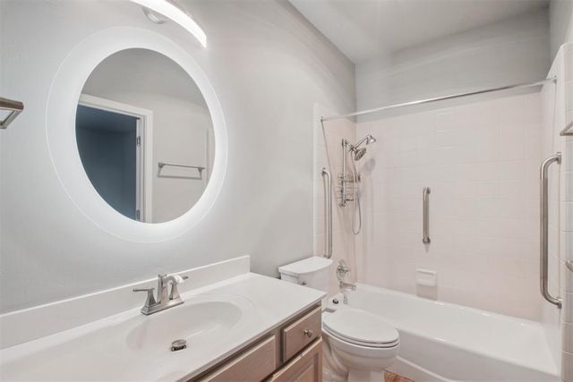 16125 Vintage Court, Edmond, OK 73013