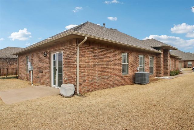 16125 Vintage Court, Edmond, OK 73013