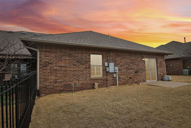 16125 Vintage Court, Edmond, OK 73013