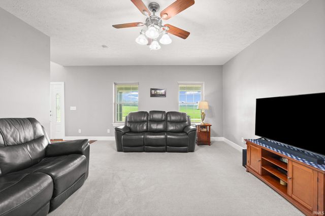 676 E 700 S, Lafayette, IN 47909