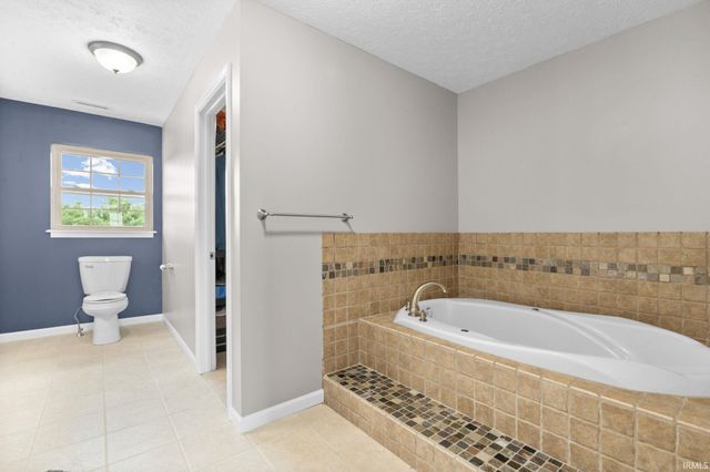 676 E 700 S, Lafayette, IN 47909