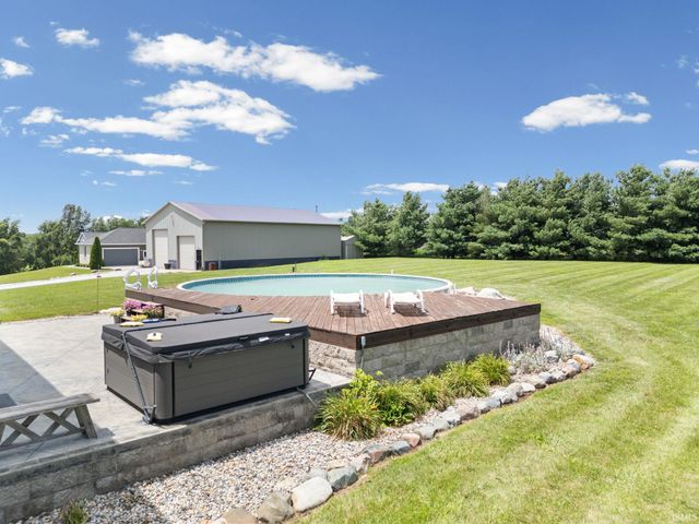 676 E 700 S, Lafayette, IN 47909