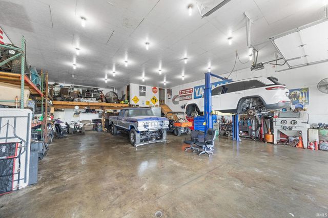 676 E 700 S, Lafayette, IN 47909