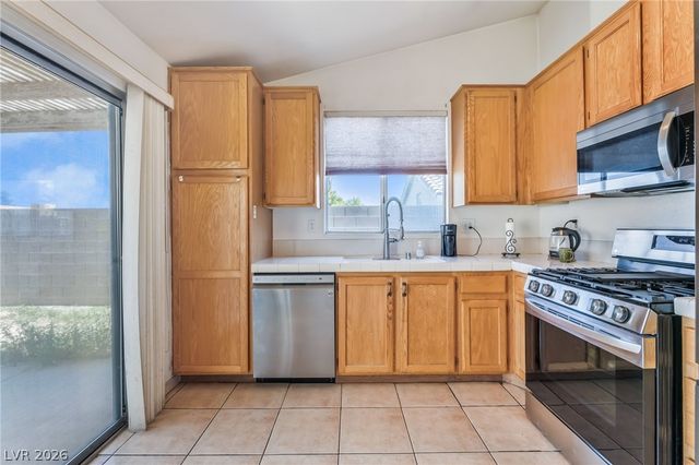 2220 Misty Ridge Circle, North Las Vegas, NV 89032