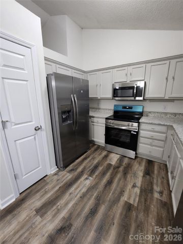 3641 Atlas Drive, Charlotte, NC 28269