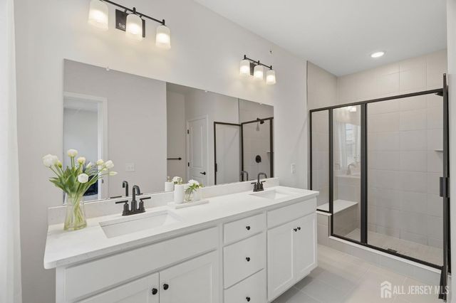119 Sadie Circle, New Brunswick, NJ 08901