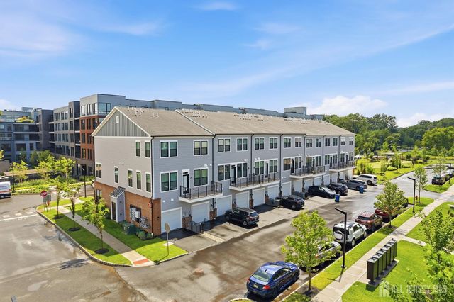 119 Sadie Circle, New Brunswick, NJ 08901