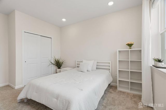 119 Sadie Circle, New Brunswick, NJ 08901