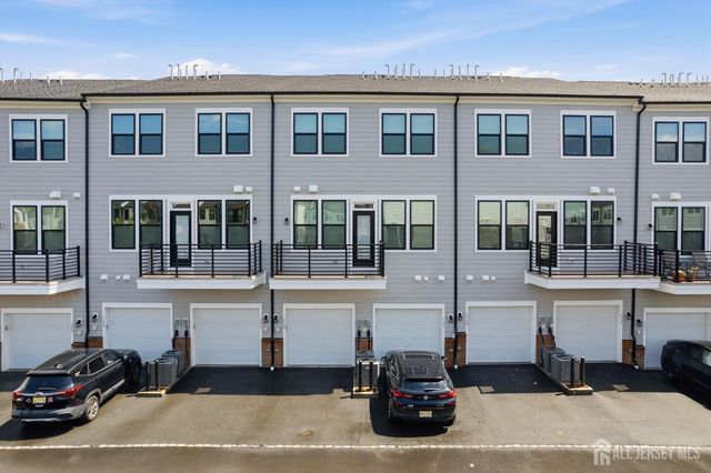 119 Sadie Circle, New Brunswick, NJ 08901
