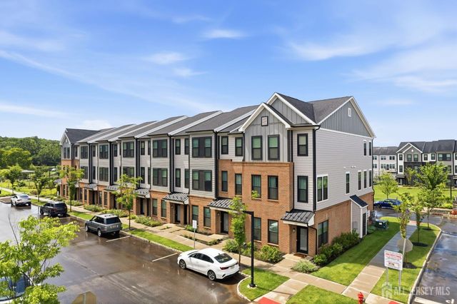 119 Sadie Circle, New Brunswick, NJ 08901