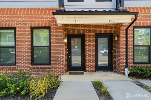 119 Sadie Circle, New Brunswick, NJ 08901