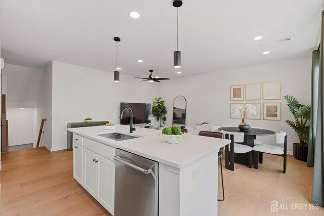 119 Sadie Circle, New Brunswick, NJ 08901