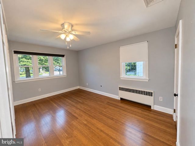 6797 LAWNTON ST, Philadelphia, PA 19128