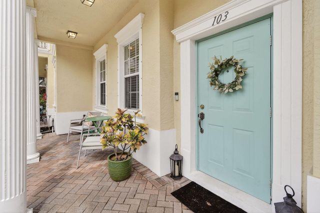 355 E Thatch Palm Circle 103, Jupiter, FL 33458