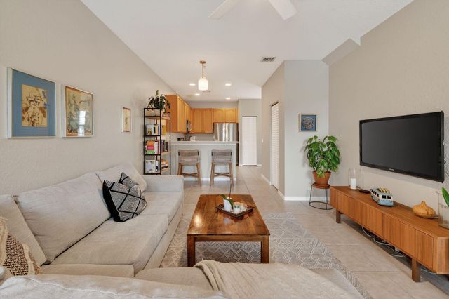 355 E Thatch Palm Circle 103, Jupiter, FL 33458