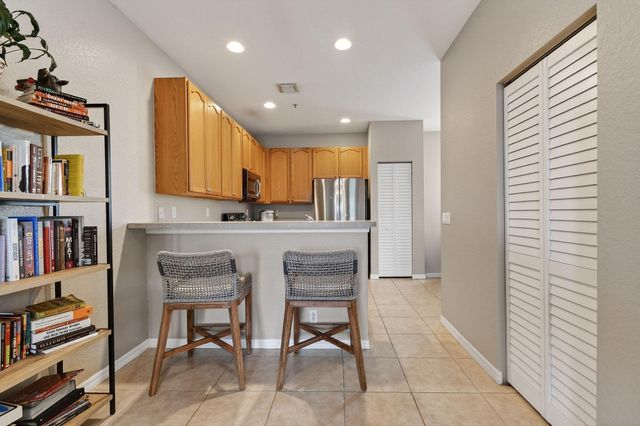 355 E Thatch Palm Circle 103, Jupiter, FL 33458