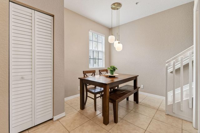 355 E Thatch Palm Circle 103, Jupiter, FL 33458