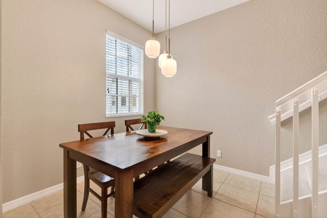 355 E Thatch Palm Circle 103, Jupiter, FL 33458