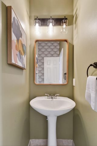 355 E Thatch Palm Circle 103, Jupiter, FL 33458