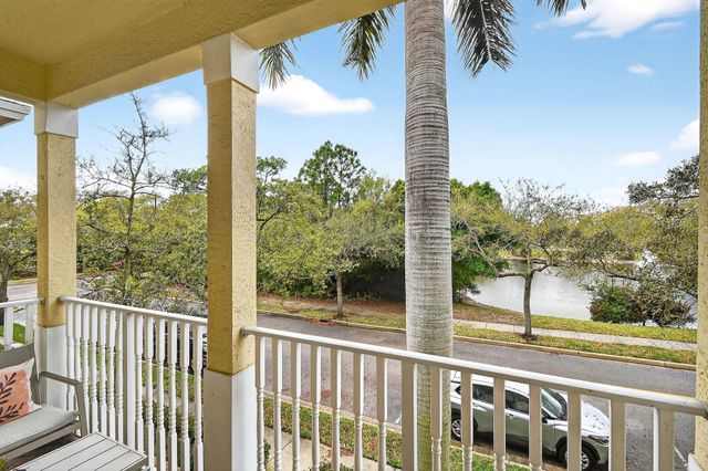 355 E Thatch Palm Circle 103, Jupiter, FL 33458