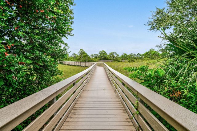 355 E Thatch Palm Circle 103, Jupiter, FL 33458