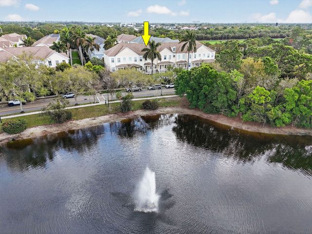 355 E Thatch Palm Circle 103, Jupiter, FL 33458