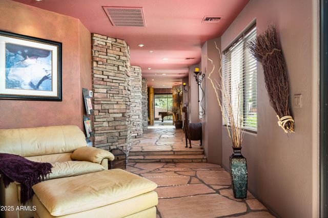 9355 E VIA DEL SOL Drive, Scottsdale, AZ 85255