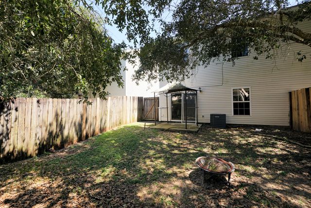 1417 Beaver Run Road 9, Niceville, FL 32578