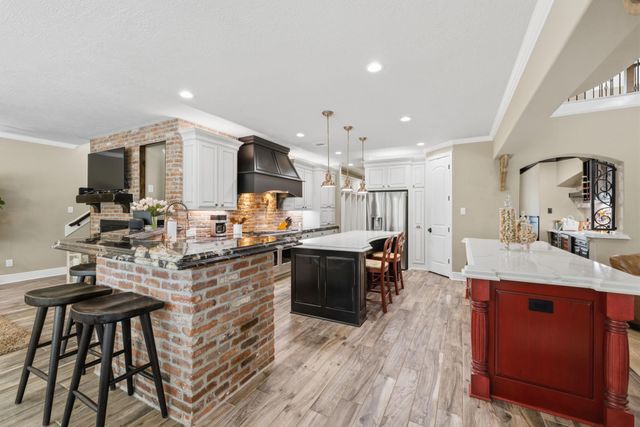 1214 Eversham Way, Kingwood, TX 77339