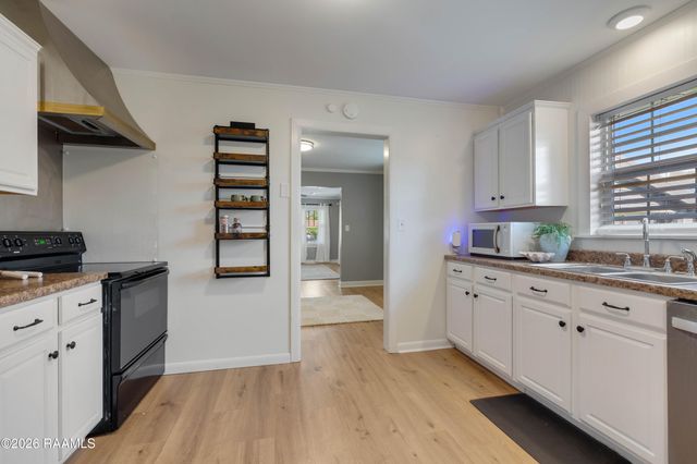 102 Tanya Street, Lafayette, LA 70507