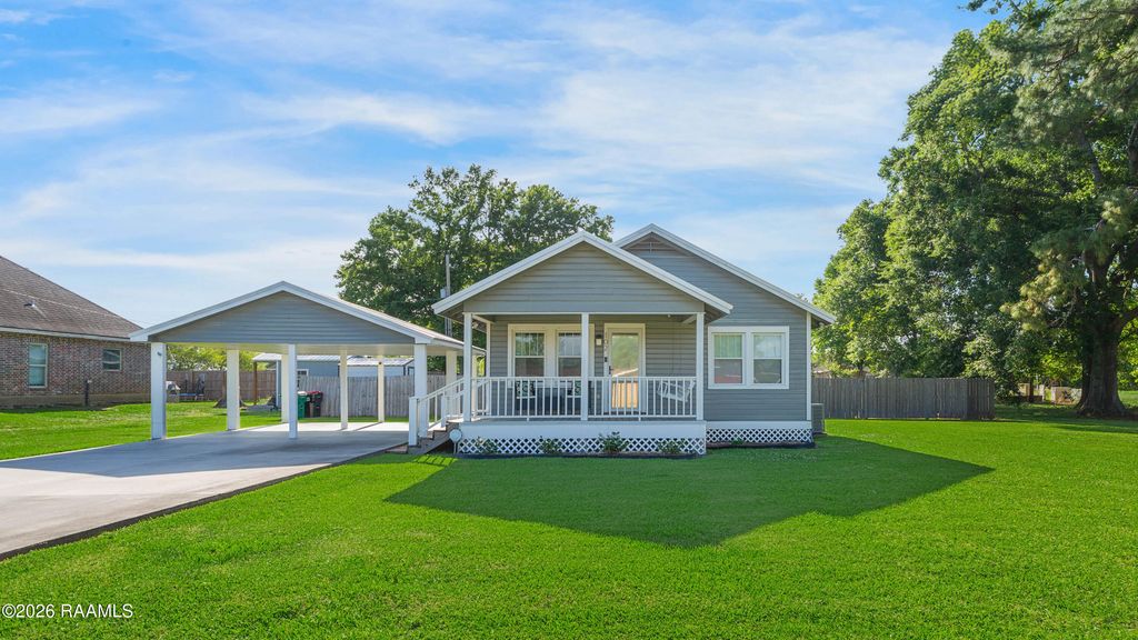 102 Tanya Street, Lafayette, LA 70507