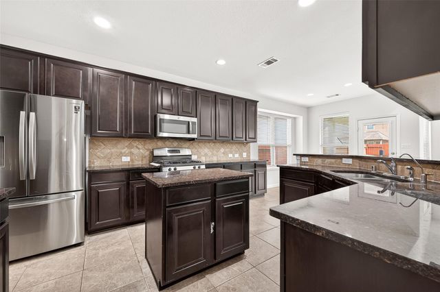 17415 Sandalisle Lane, Richmond, TX 77407