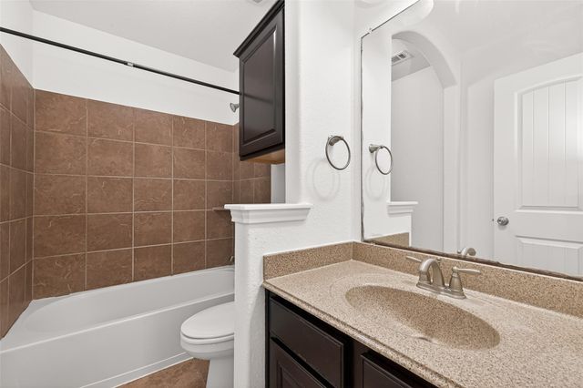17415 Sandalisle Lane, Richmond, TX 77407