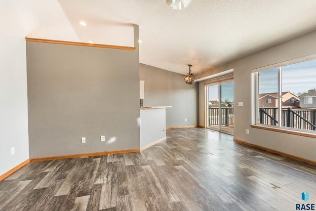 4408 S Galway Ave Avenue, Sioux Falls, SD 57106
