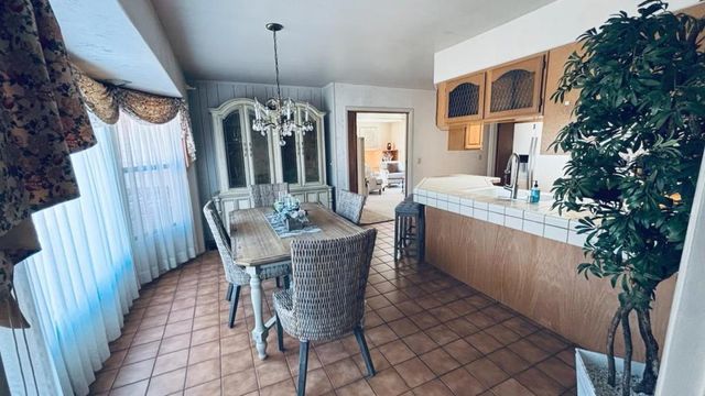 11 Ivy Street, Monterey, CA 93940