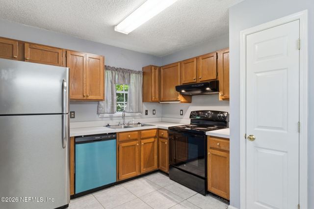 8354 FIRE FLY Lane, Jacksonville, FL 32244