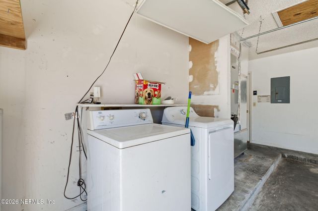 8354 FIRE FLY Lane, Jacksonville, FL 32244