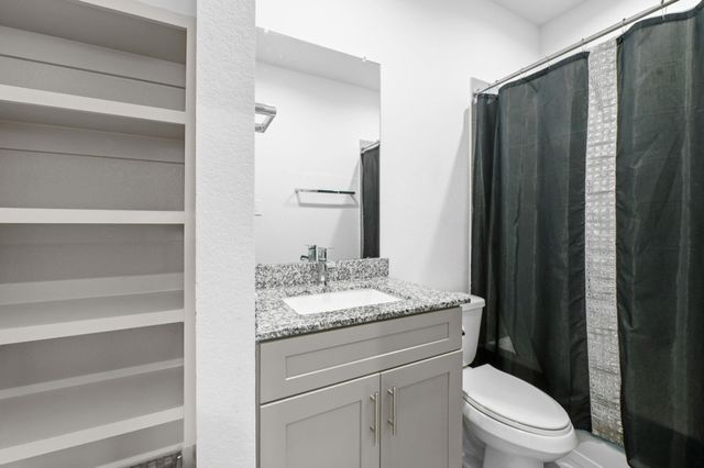 5058 Pine Haven Lane, Arcola, TX 77545