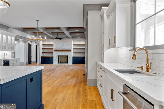 4559 OGLETHORPE Loop NW, Acworth, GA 30101