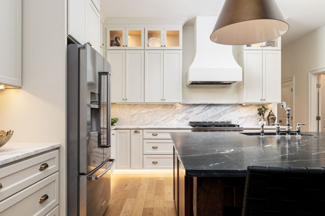 4309 Boca Bay Drive, Dallas, TX 75244