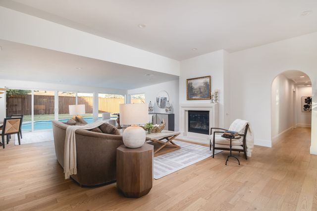 4309 Boca Bay Drive, Dallas, TX 75244