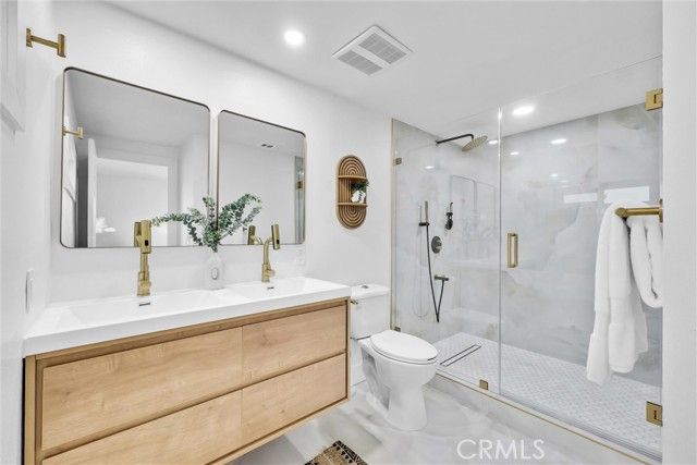 3126 S Rita Way, Santa Ana, CA 92704