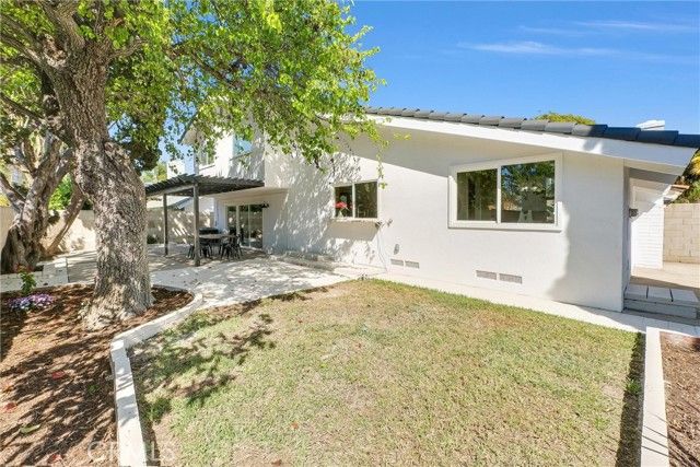 3126 S Rita Way, Santa Ana, CA 92704