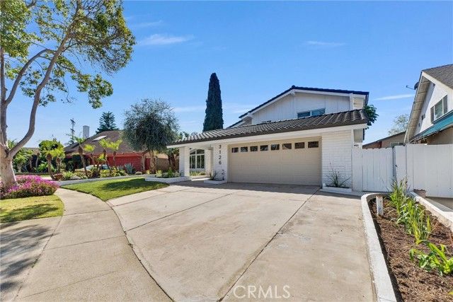 3126 S Rita Way, Santa Ana, CA 92704