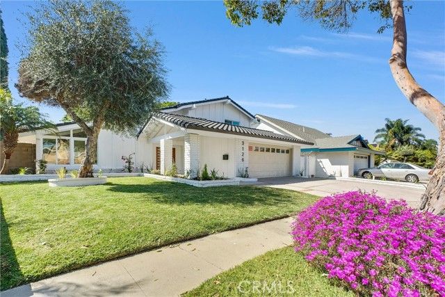 3126 S Rita Way, Santa Ana, CA 92704