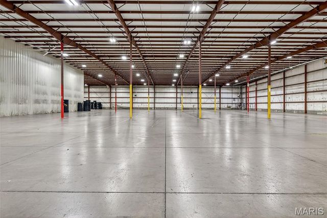 1500 Dismuke Drive, Farmington, MO 63640