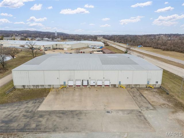 1500 Dismuke Drive, Farmington, MO 63640