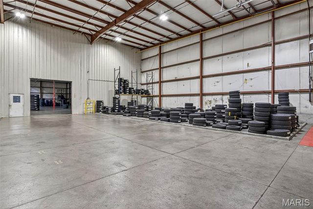 1500 Dismuke Drive, Farmington, MO 63640