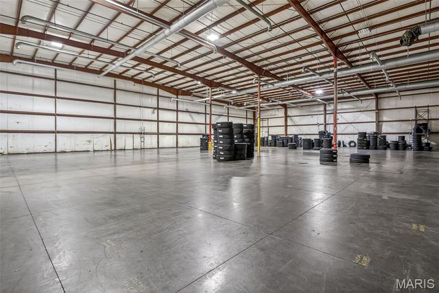 1500 Dismuke Drive, Farmington, MO 63640